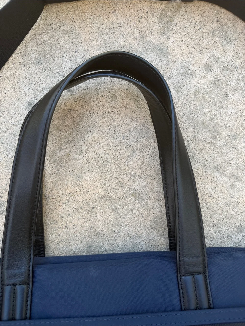Away The Everywhere Bag in Navy Blue Travel Bag